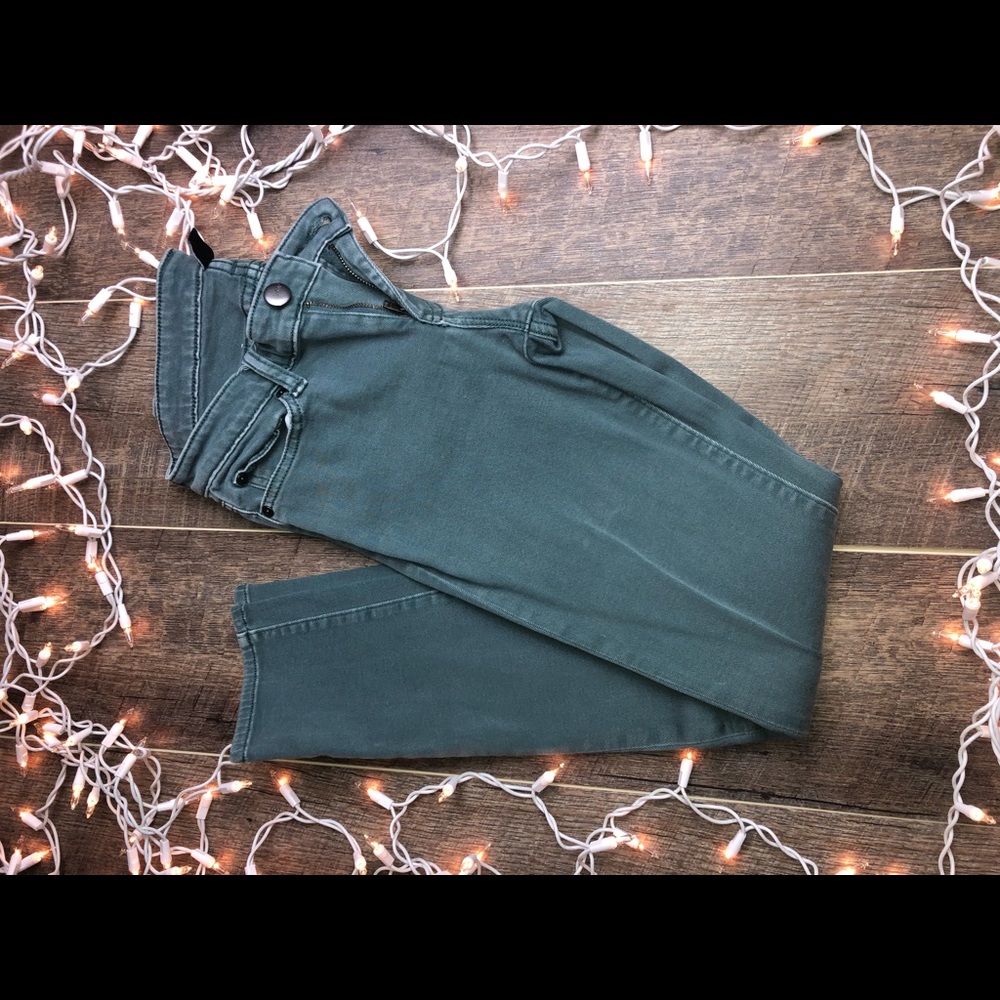 Gap super skinny green jeans